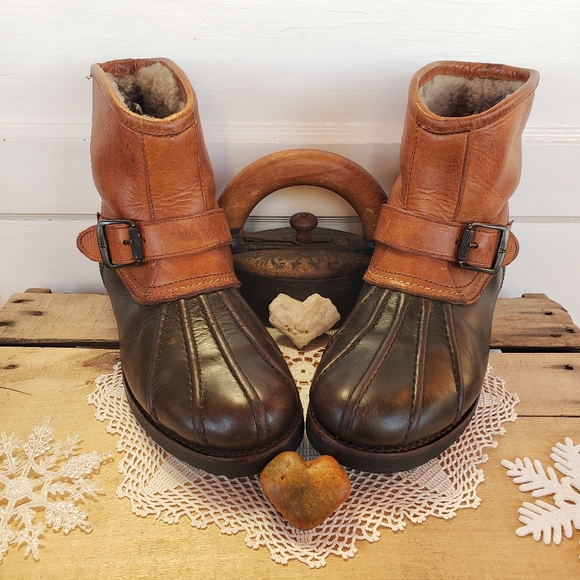 Frye Shoes - Olive Green Frye Shearling Fur Veronica Leather Duck Bootie Moto Engineer Boho🌿
